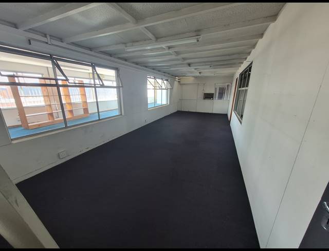 1,450M² WAREHOUSE FOR SALE IN DENVER